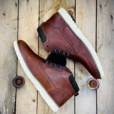 Driscol Lace-Up Boot - Wood Brown